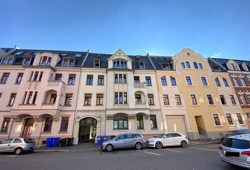 Außenansicht - Zentrumsnahe Zweiraumwohnung mit Balkon u. Stellplatz! Vermietet!