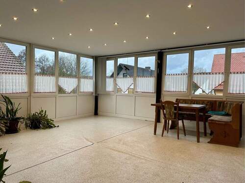 Wintergarten EG - 9 Zimmer Einfamilienhaus in Schlüsselfeld