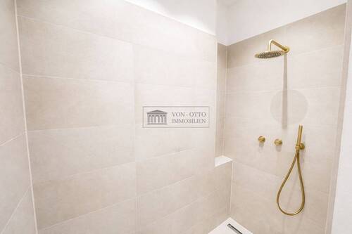Hochwertige Amaturen - 