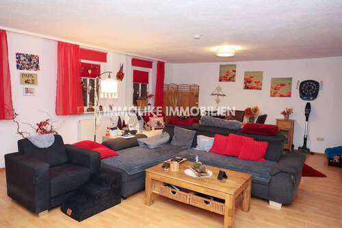 Wohnzimmer OG - Mehrfamilienhaus, Wohnhaus mit 242,00 m² in Gelnhausen zum Kaufen