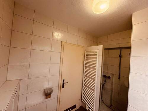 Bazimmer und Dusche - 