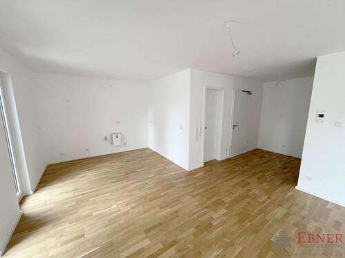 Wohn- Kochbereich - Etagenwohnung mit 71,10 m&sup2; in Wiesent zum Kaufen