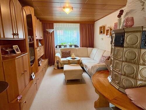 Wohnen - 4 Zimmer Doppelhaushälfte zum Kaufen in Erlangen