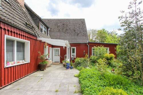Terrasse Nord-Westen Hauseingang - 8 Zimmer Einfamilienhaus zum Kaufen in Born