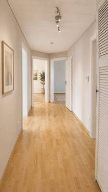 Flur - 4 Zimmer Etagenwohnung in Braunschweig