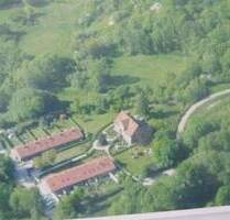 Gutshof am kleinen Kreidebruch mit vierzehn Mietern Zehn Einfamilienreihenmittelhäusern auf der Insel Rügen Wohnparadies und Ferienparadies - Sagard Gummanz