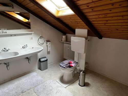 Waschbecken im 3 OG - 