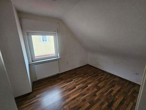 DG: kleineres Zimmer - 