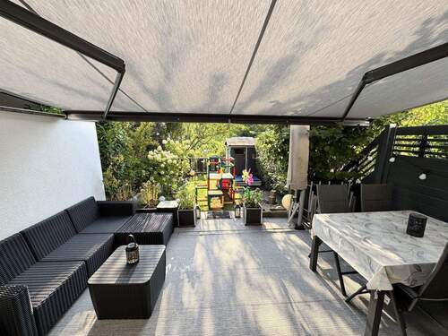 Terrasse mit Gartenblick - 