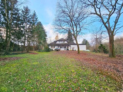 Fronansicht - Garten - Exklusives Anwesen auf großzügigem Grundstück