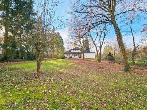 Garten - Einfamilienhaus mit 322,00 m&sup2; in Ensdorf zum Kaufen