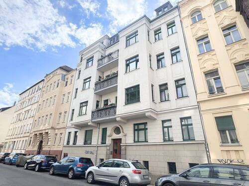 Hausfront - 
