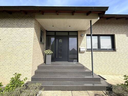 2 - 4 Zimmer Bungalow in Geilenkirchen