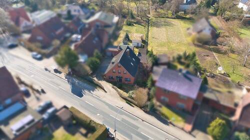 Einfamilienhaus mit 2. Bauplatz - Großes Einfamilienhaus mit Baugrundstück direkt an der Elbe