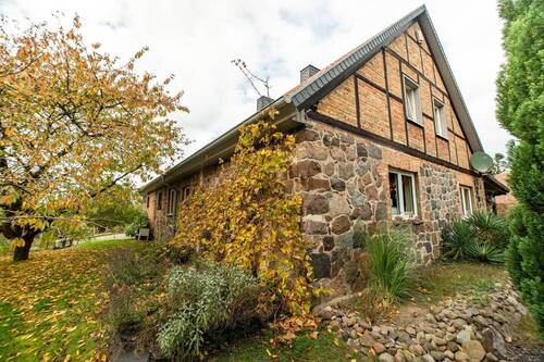 Hauptansicht - 'Landhaustraum - im Herzen der Mecklenburgischen Seenplatte'