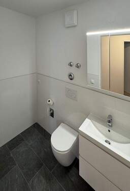 GÄSTE WC, WaMa-ANSCHLUSS - 