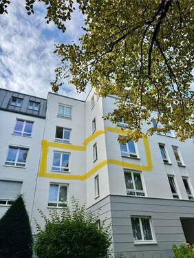 2. STOCK: 88qm, HELL, RUHIG - 3 Zimmer Etagenwohnung zum Kaufen in München