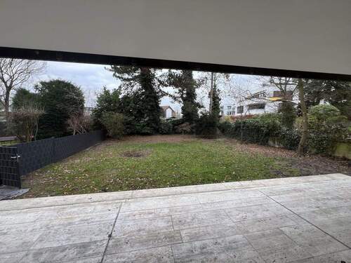 Aussicht in den Garten - 