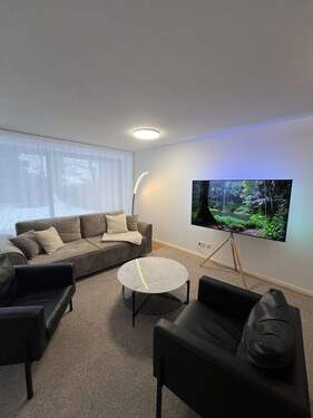 Lounge - Etagenwohnung mit 95,00 m&sup2; in Düsseldorf zur Miete