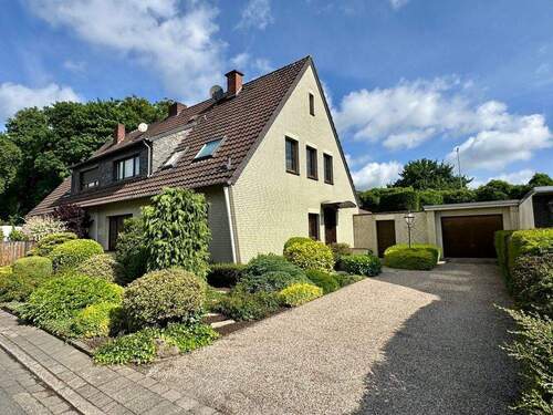 Außenansicht - Ihr neues Zuhause in Duisburg-Rheinhausen! Einfamilienhaus sucht neue Eigentümer