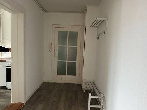 Flur - Etagenwohnung mit 46,00 m&sup2; in Kiel zur Miete