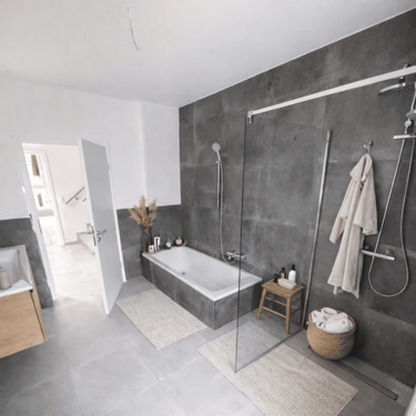 Bad 1. OG Musterhaus - 