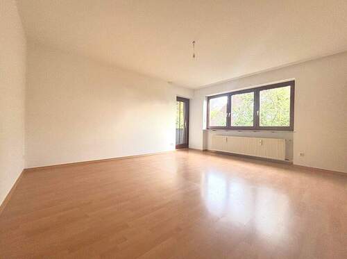 Wohnzimmer - Etagenwohnung mit 87,60 m² in Bad Griesbach im Rottal zum Kaufen
