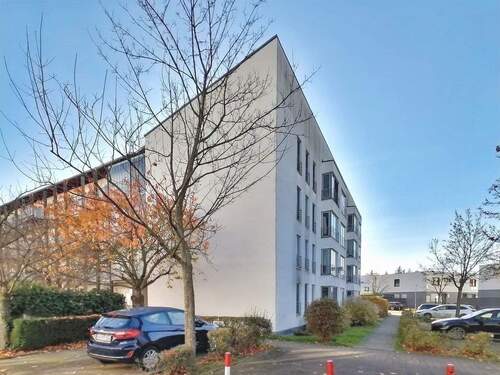 Außenansicht - Stadtnah im Grünen - 1-Zimmer-Wohnung (41,17 m²) mit Stellplatz, ideal gelegen zwischen Ruhe und Herzklinik