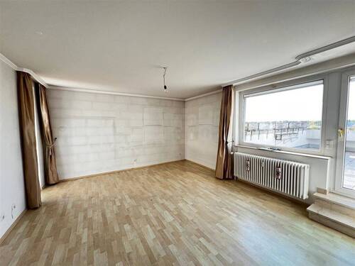 PHOTO-2025-09-05-10-57-04 (7) - 4 Zimmer Etagenwohnung in Maintal