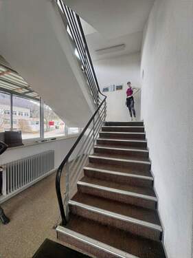 Treppenhaus - Halle in Albstadt zum Kaufen
