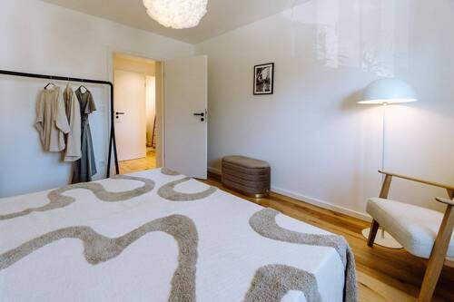 Schlafzimmer - Etagenwohnung mit 85,00 m&sup2; in München zum Kaufen