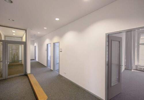 Flur - Büro mit 260,00 m&sup2; in Berlin zur Miete