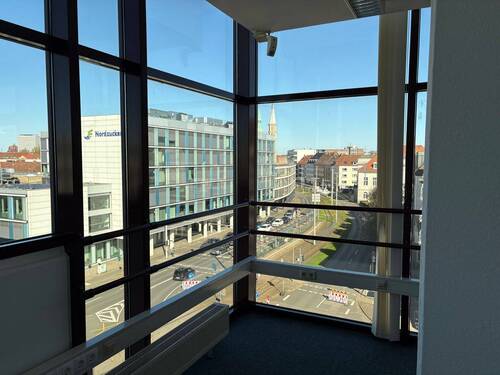 Aussicht Büro.jpg - provisionsfreie und zentrale Bürofläche mit guter Parkmöglichkeit