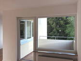 Wohnzimmer Blick Balkon 3 - 