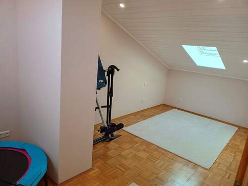 Zimmer 2 OG.L. - 