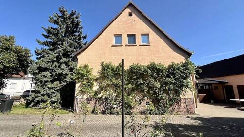 Seitenansicht - 4 Zimmer Doppelhaushälfte in Kemberg