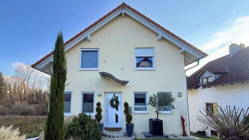 Hausansicht - 7 Zimmer Mehrfamilienhaus, Wohnhaus in Uhldingen-Mühlhofen