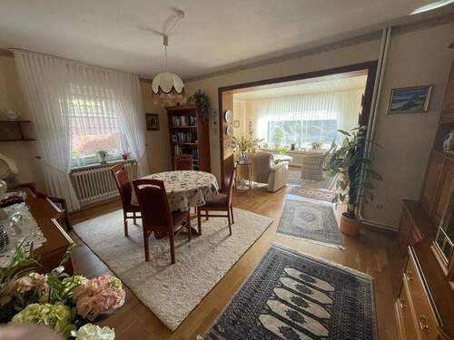 Wohnzimmer EG-Wohnung - 