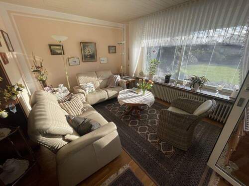 Wohnzimmer EG-Wohnung - 