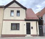 Außenansicht - Gepflegtes Einfamilienhaus mit kleinem Garten in Artern
