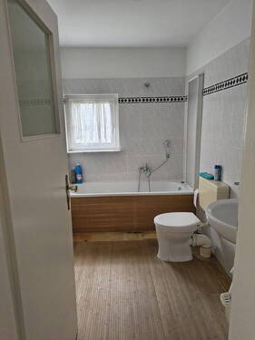 Badezimmer Ansicht 2 - 