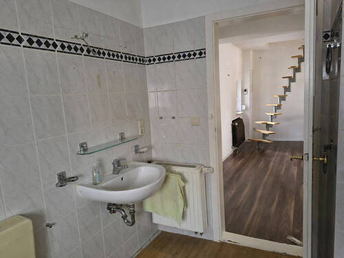 Badezimmer Ansicht 1 - 