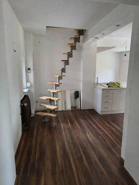 Treppe ins Obergeschoss - 