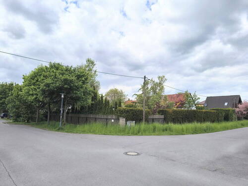 Eckgrundstück - 