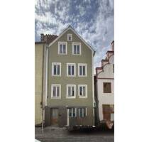 Erstbezug 2-Zimmer-Altstadtwohnung mit EBK und Loggia - Ingolstadt