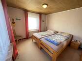 Schlafzimmer EG - 