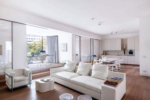 Weitere Ansicht Wohn- und Essbereich mit offener Küche - 3 Zimmer Etagenwohnung in Berlin