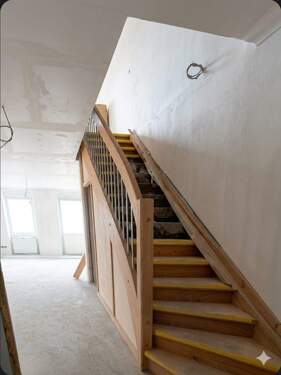 Neue Treppe ins DG - 