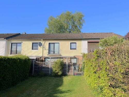 Gartenansicht I - Reihenmittelhaus mit 96,70 m&sup2; in Bargteheide zum Kaufen