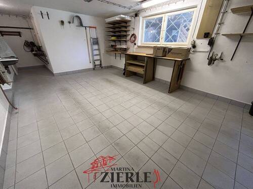 17_Garage - 
